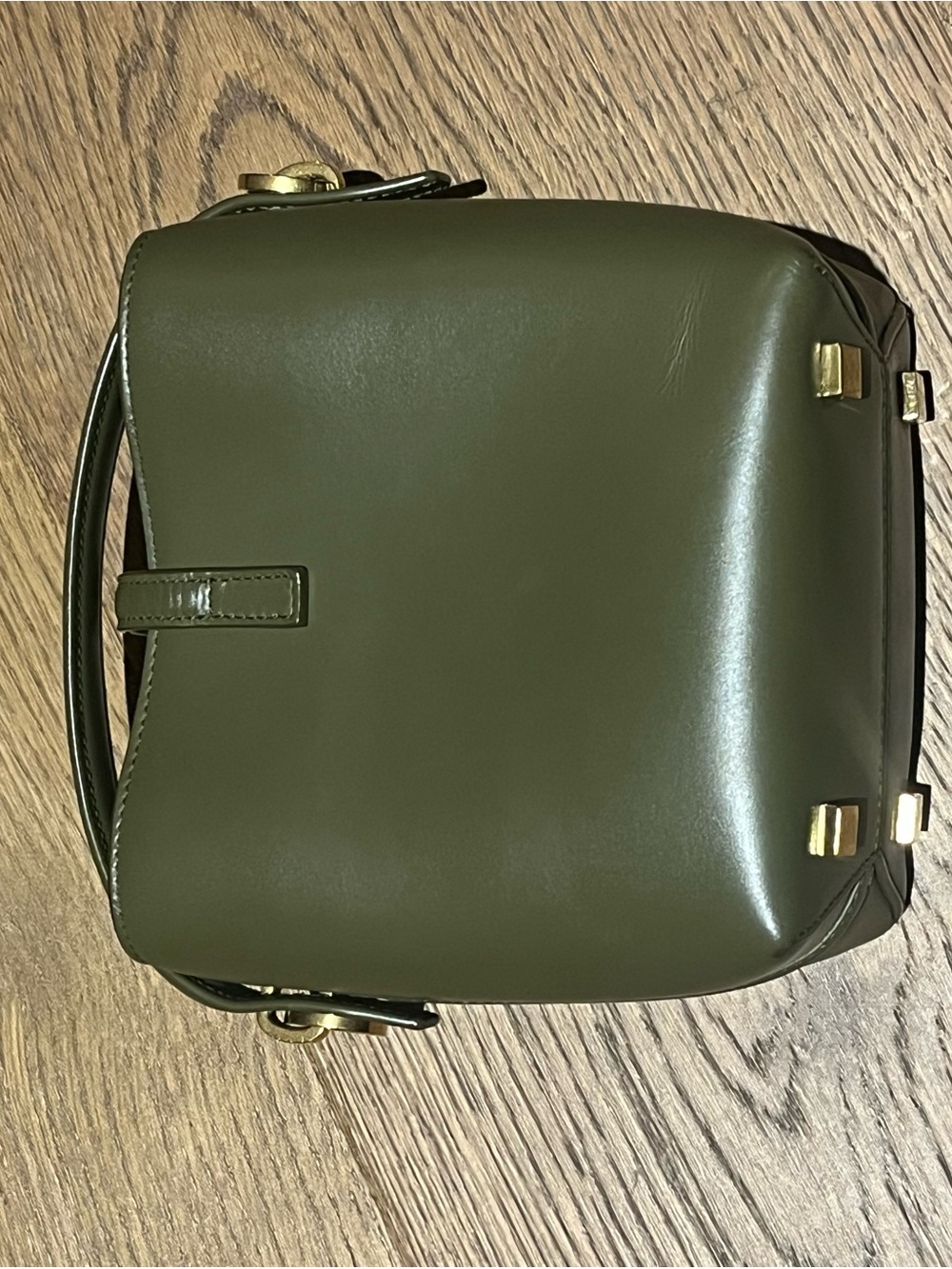 Saint Laurent Dark Olive Leather Bucket Shoulder Bag with Gold YSL - Picture 2 of 5